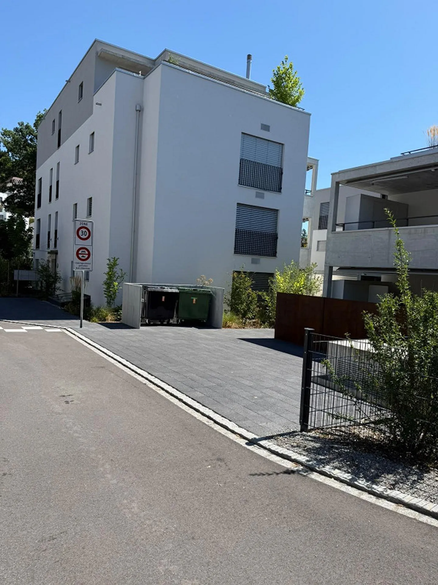 Moderne Gartenwohnung mit Privatgarten - Foto 15 von 15