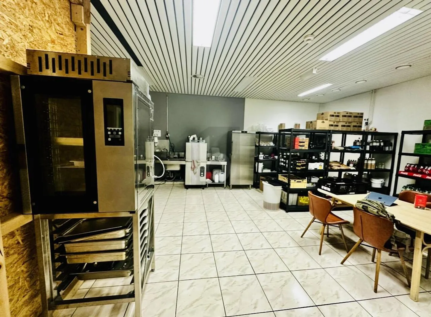 POKE BOWLS, SITUATION IDEALE, EQUIPEMENT COMPLET - Foto 3 di 6