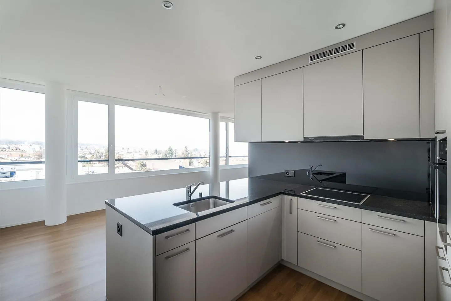 Are you looking for your modern home in the urban area? - Photo 3 of 8