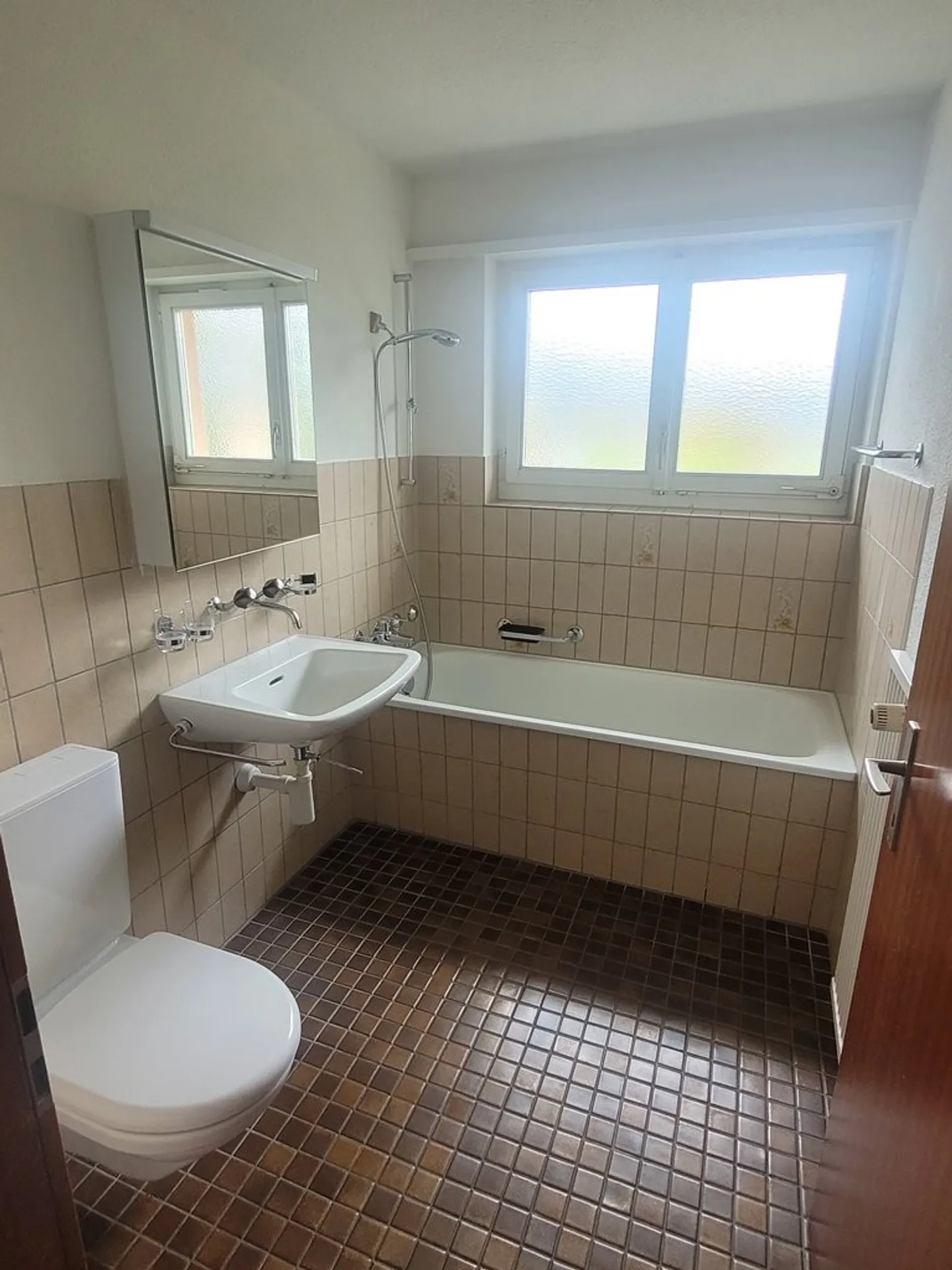 Cozy 3.5-room apartment in the green in Malters - Photo 6 of 8