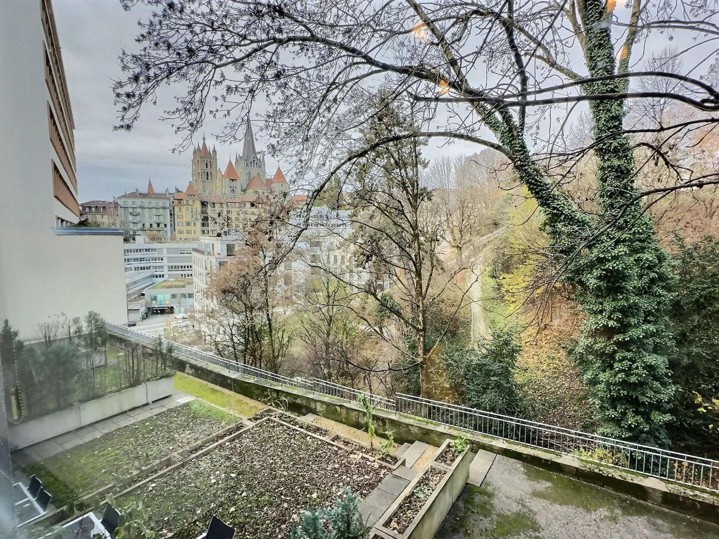 Sublimes Appartement im Stadtzentrum von Lausanne - Foto 1 von 11