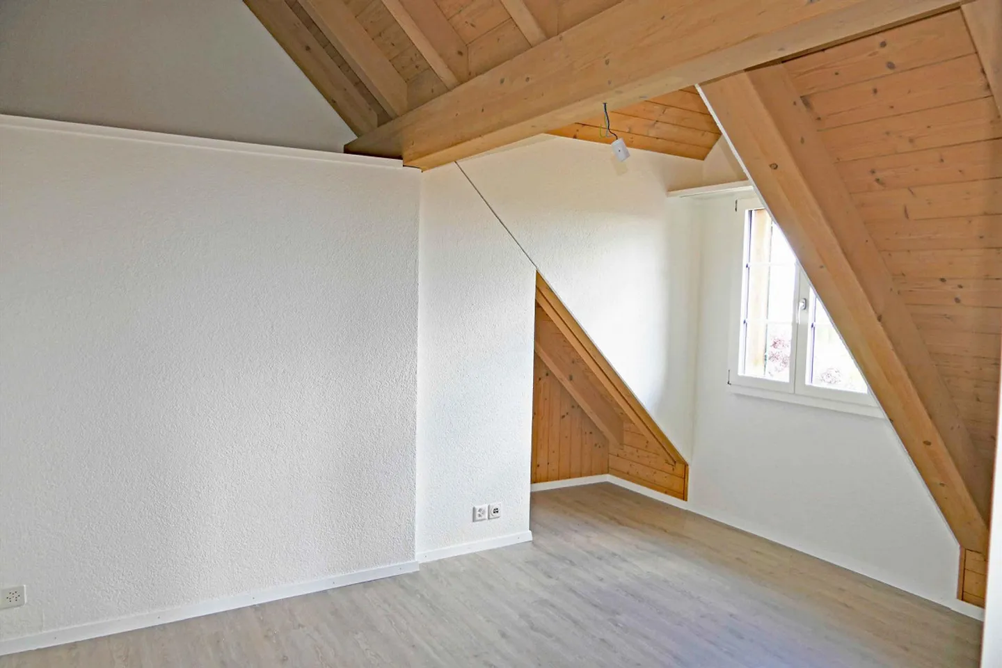 4 Room Attic Apartment in Former Farmhouse - Photo 10 of 13