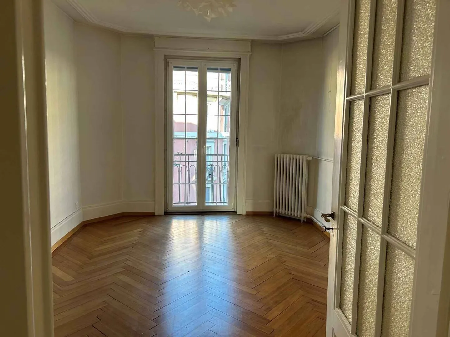 Charming Apartment in Lausanne - Photo 1 of 7