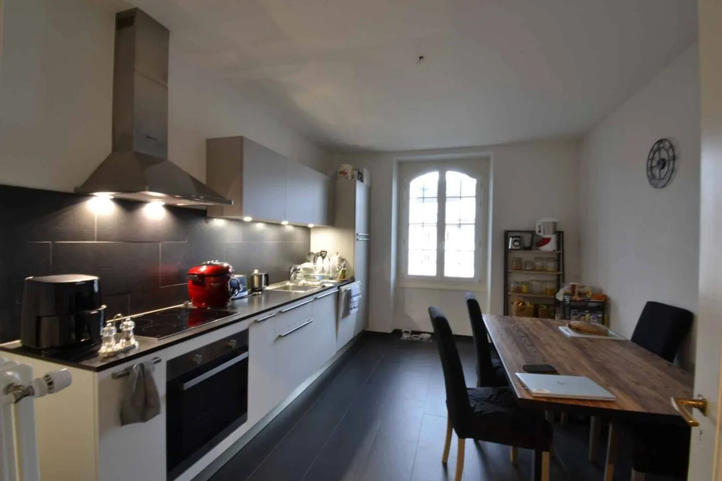 Charming Apartment in Lausanne - Photo 6 of 7