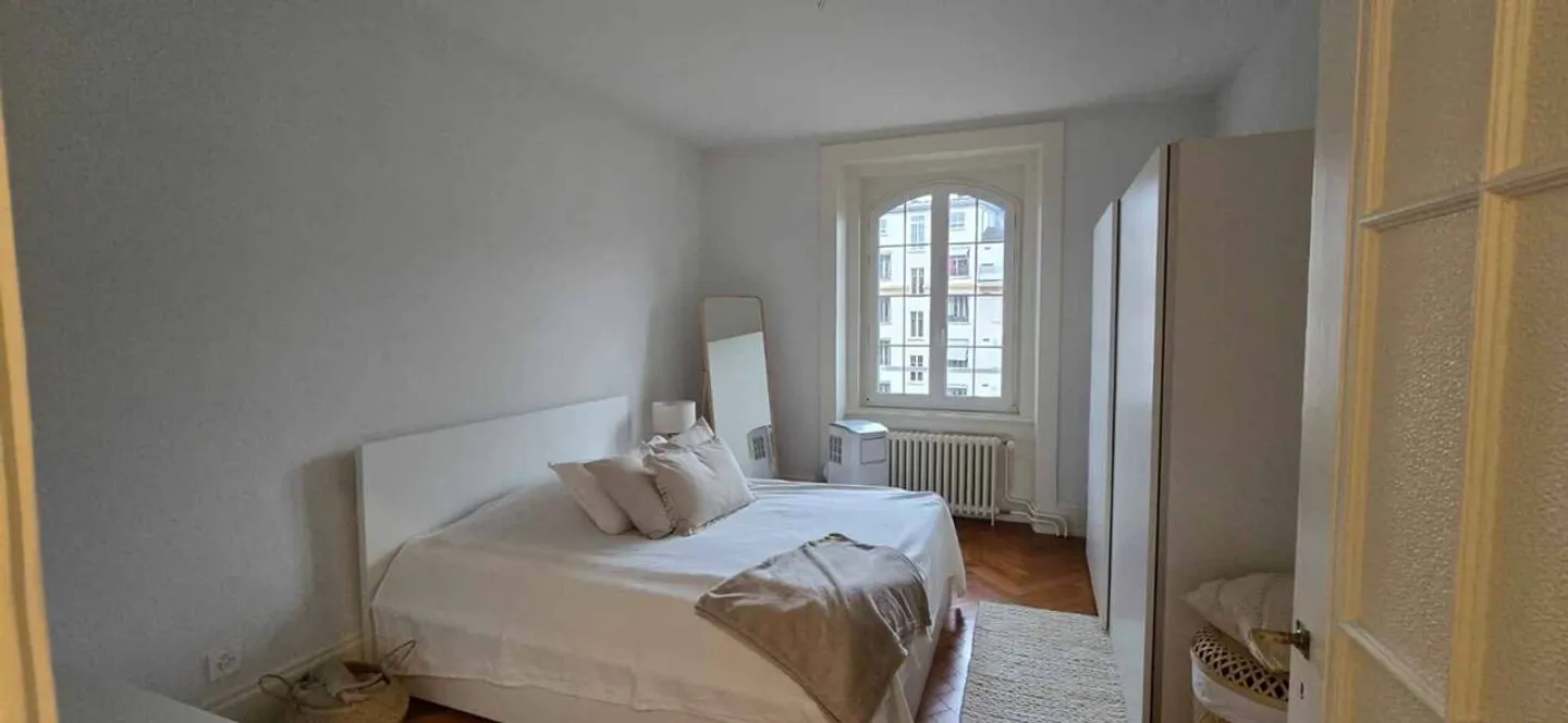 Charming Apartment in Lausanne - Photo 7 of 7