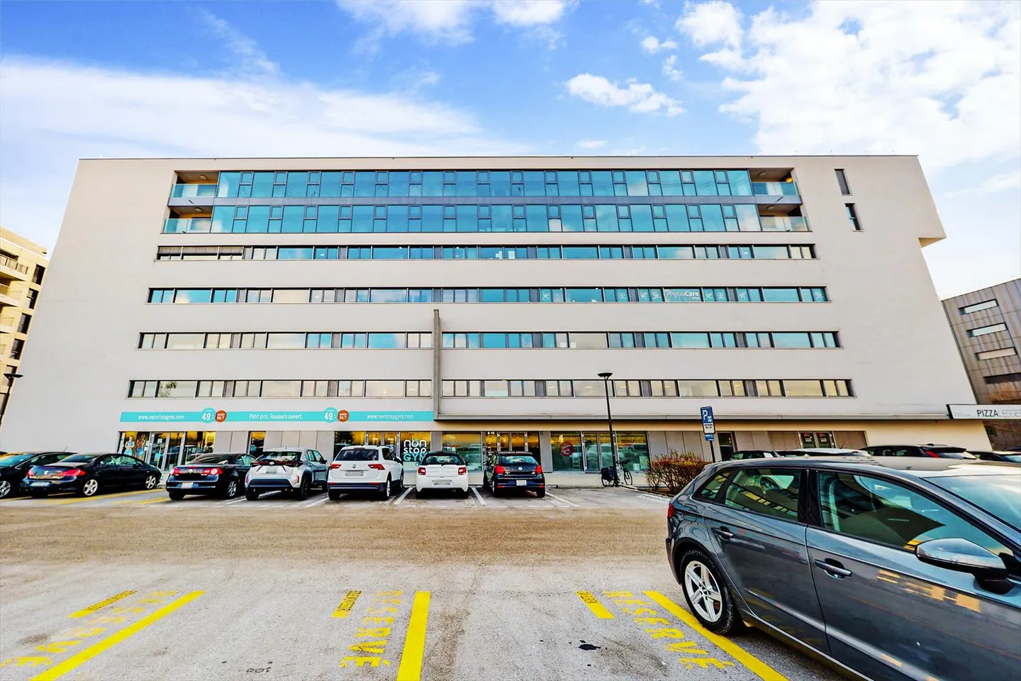 A louer place de parc extérieure - Photo 1 sur 1