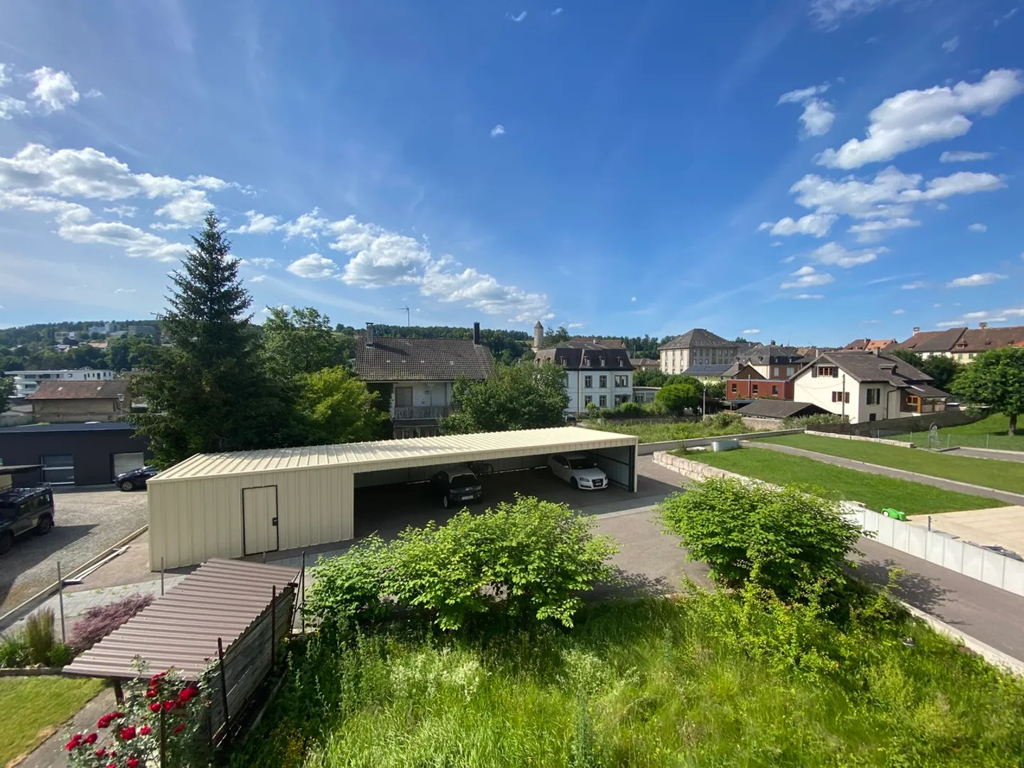 Residential building - Photo 20 of 21