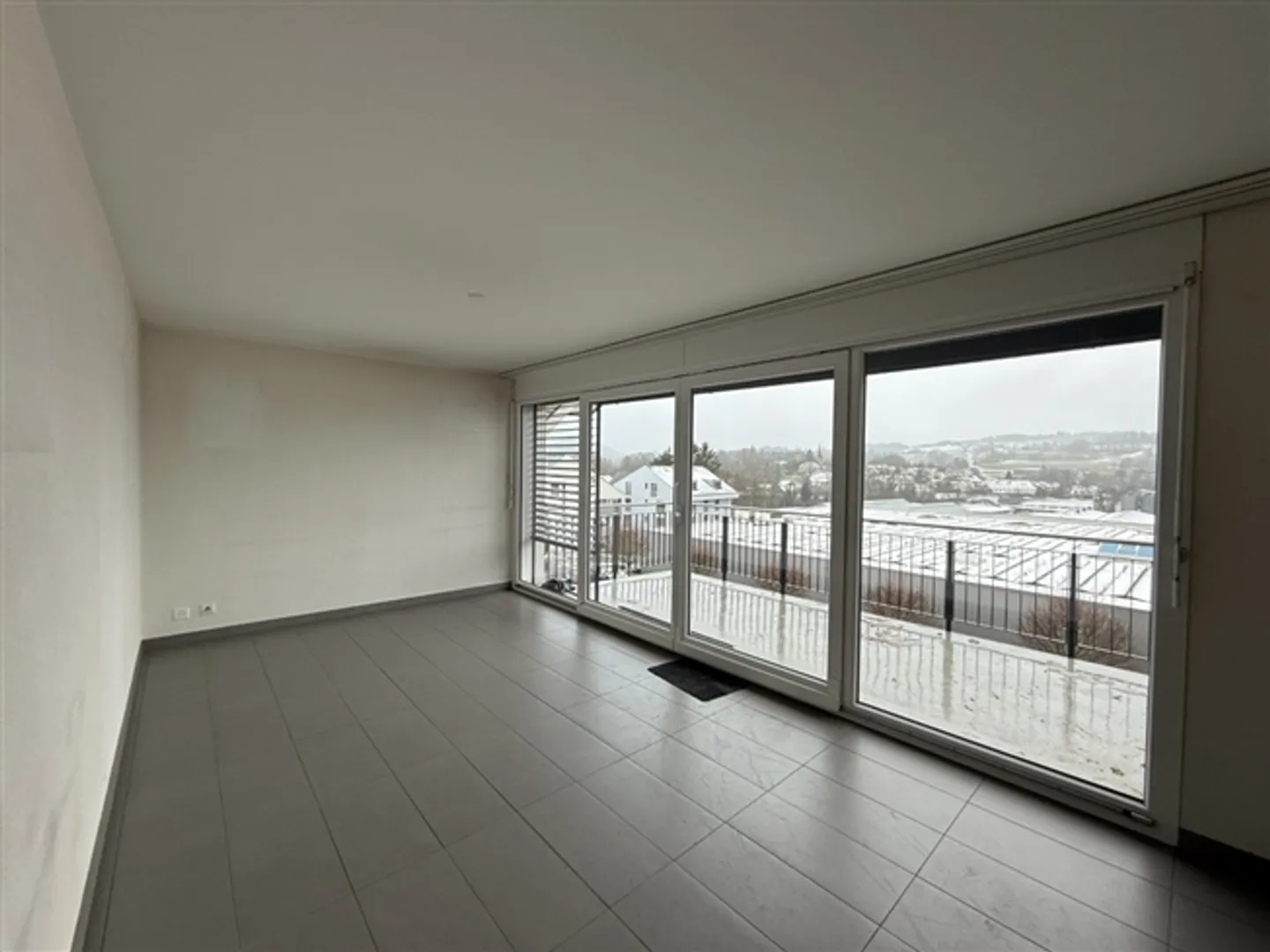 Spacious 3.5 rooms - Photo 6 of 6