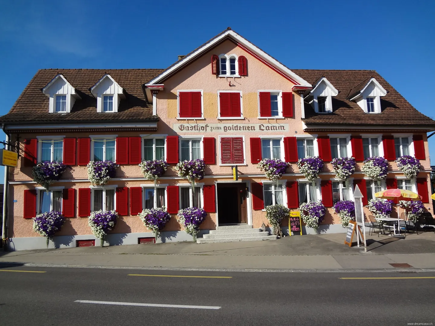 Propriété d'investissement avec potentiel - Photo 1 sur 13