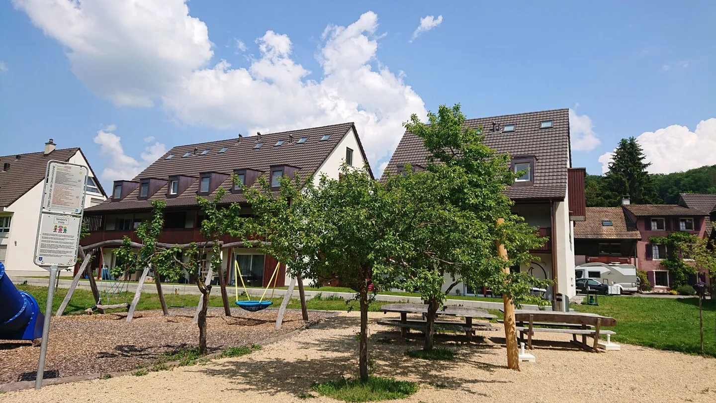Moderno appartamento di 4.5 locali con balcone e vista sul verde - Foto 18 di 19