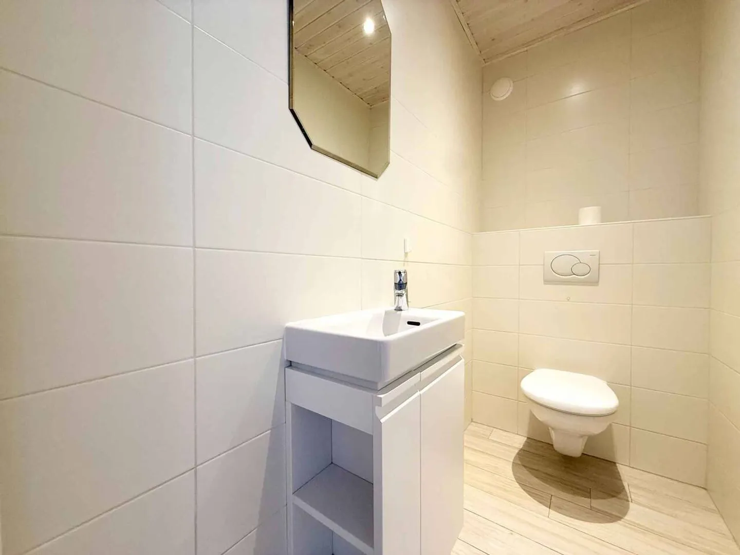 A Gland - Duplex luminoso all'ultimo piano - Foto 4 di 11