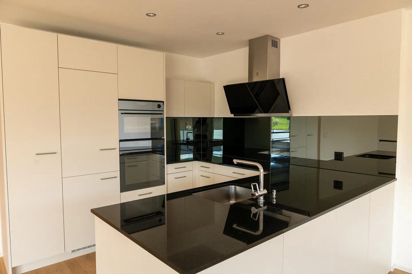 Appartement 4,5 pièces ensoleillé à louer - Photo 3 sur 18