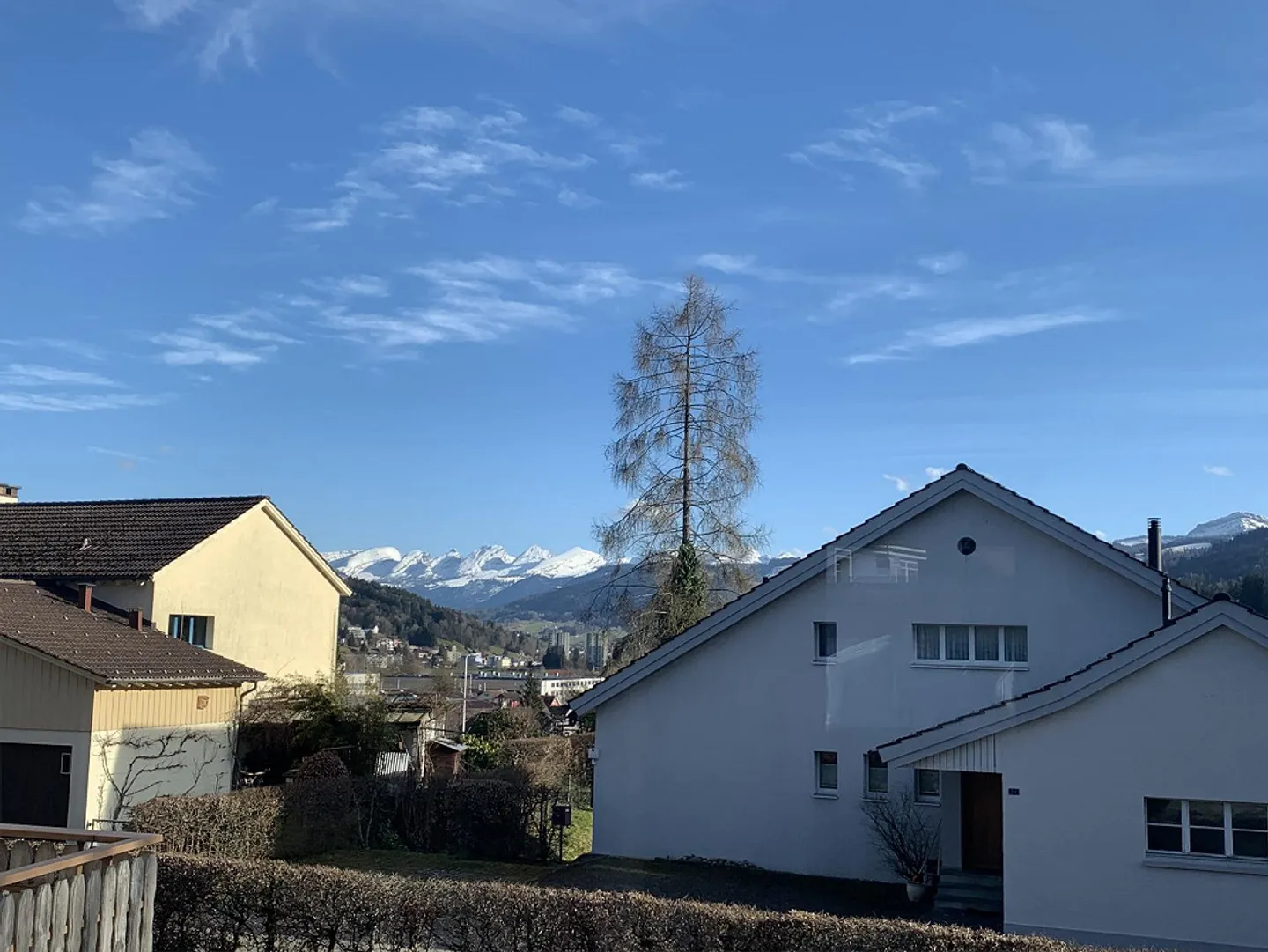 Appartamento arredato di 1,5 stanze con vista spettacolare - Foto 1 di 13