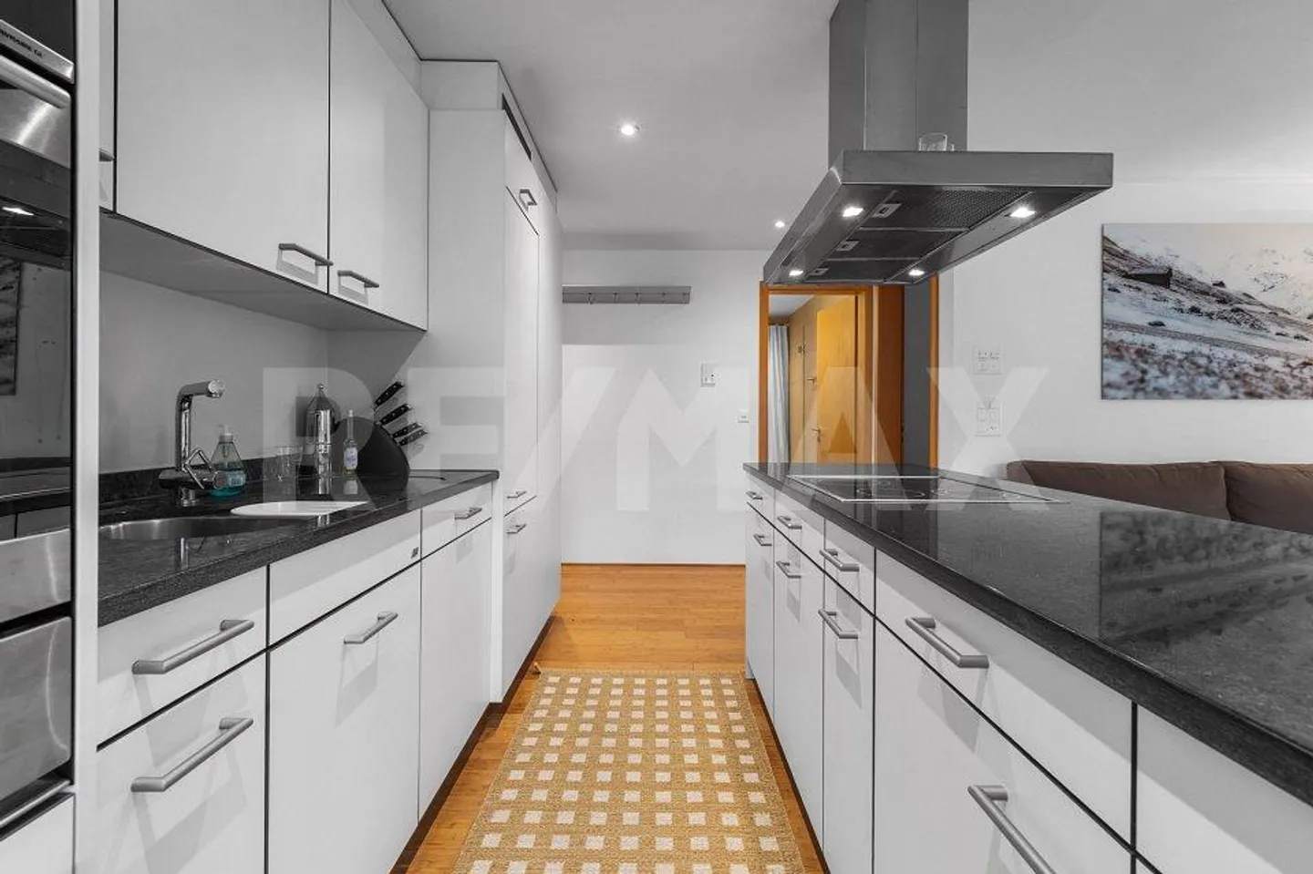 Stylish 3½ Holiday Apartment in Falera - Photo 5 of 13