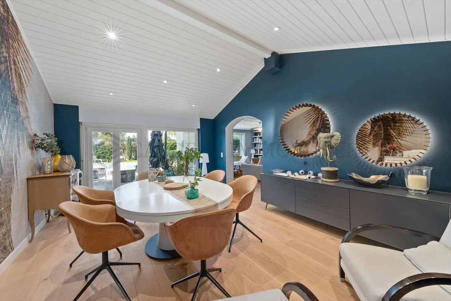 EXCLUSIVITY !! Very pleasant, bright house with pool - Photo 6 of 8