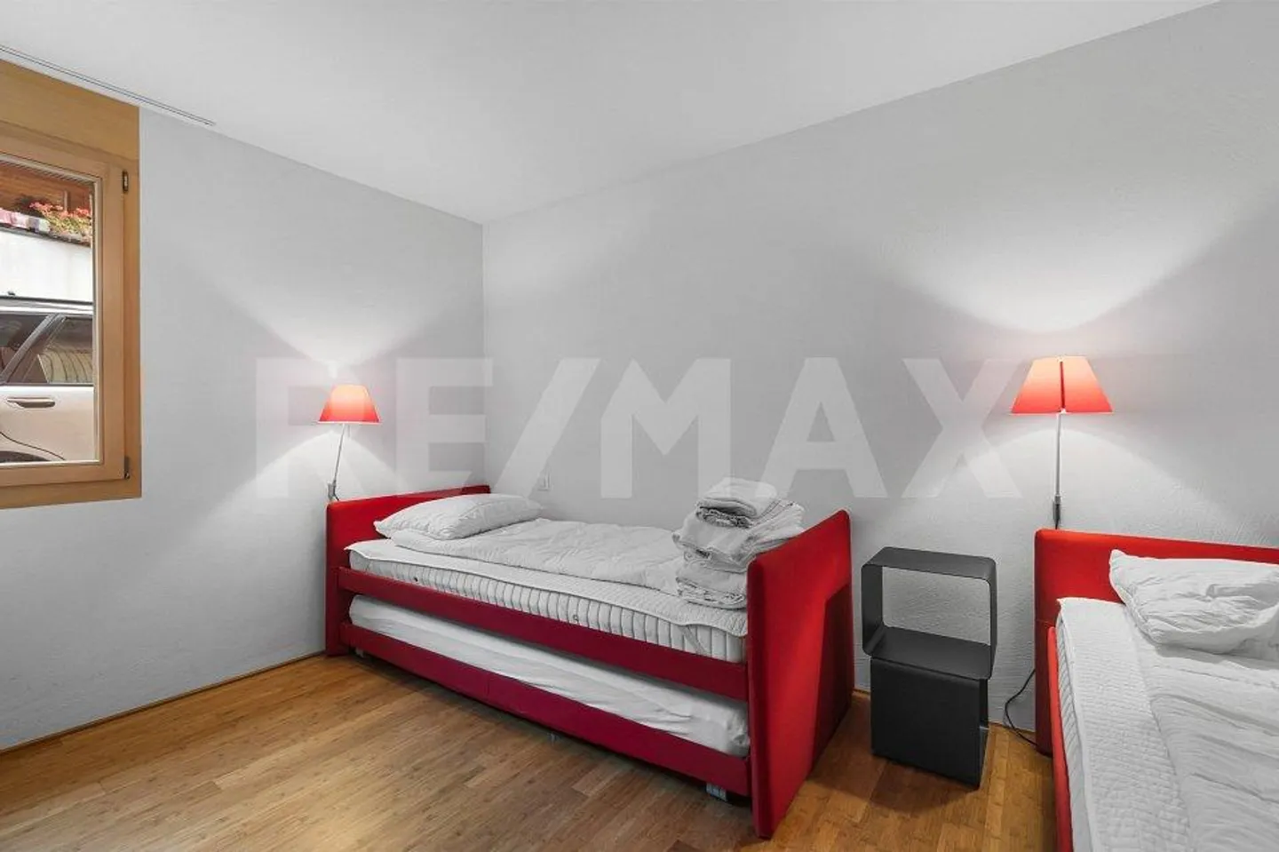 Stylish 3½ Holiday Apartment in Falera - Photo 12 of 13