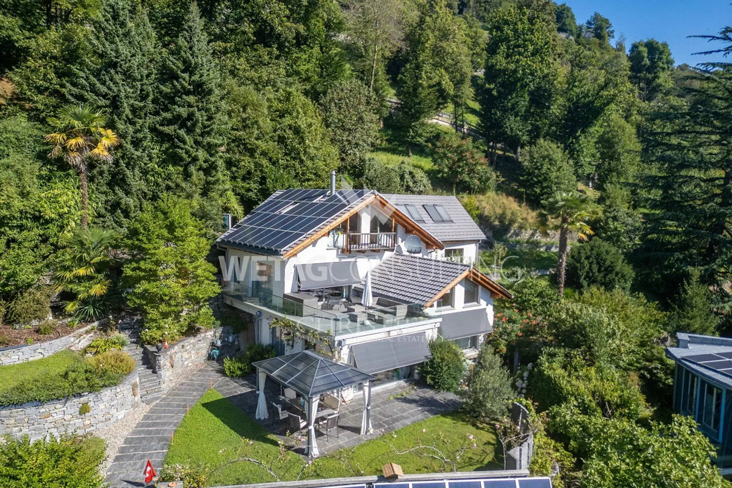 Villa exclusive économe en énergie à vendre à Castaneda, Graubünden italien - Photo 1 sur 13