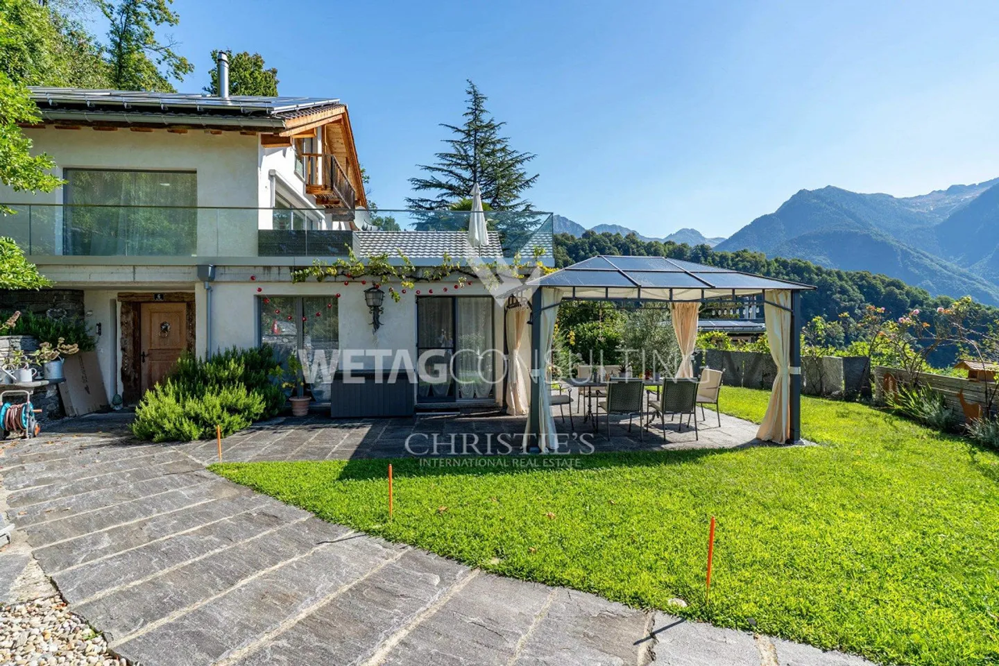 Villa exclusive économe en énergie à vendre à Castaneda, Graubünden italien - Photo 2 sur 13