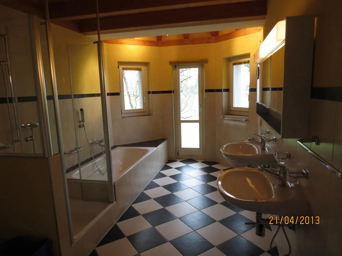 Familienfreundliches Doppelhaus - Foto 15 von 18