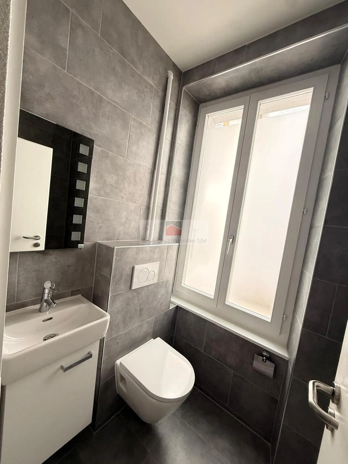 Zu vermieten - Renovierte 2,5-Zimmer-Wohnung im Zentrum von Vallorbe - Foto 5 von 6