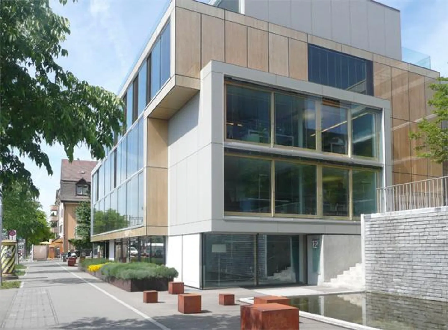 Storage rooms between approx. 11m2 and 42m2 for rent - Photo 1 of 1