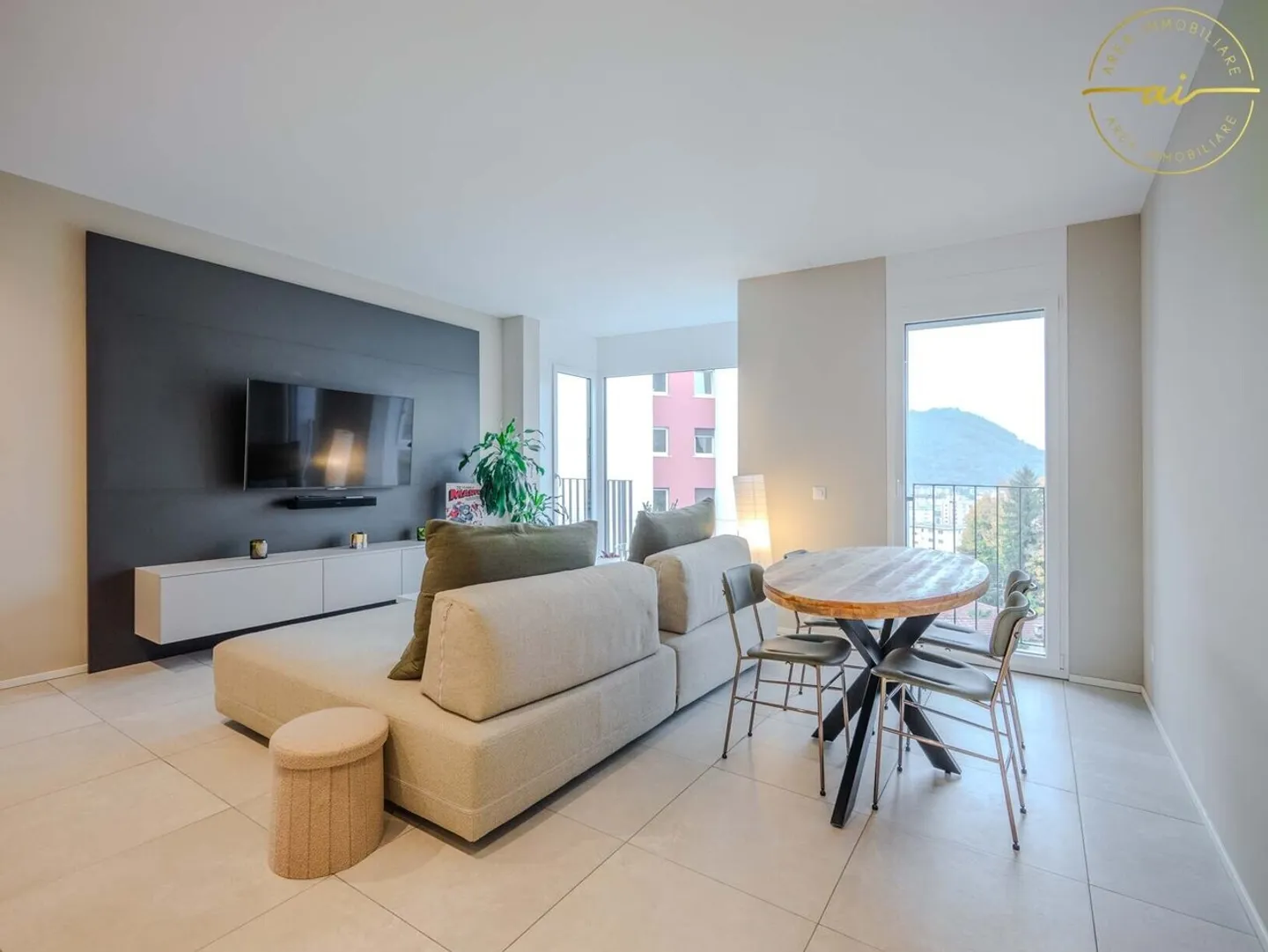 PENTHOUSE DE 3,5 PIÈCES DE HAUT STANDING À VACALLO - Photo 3 sur 13