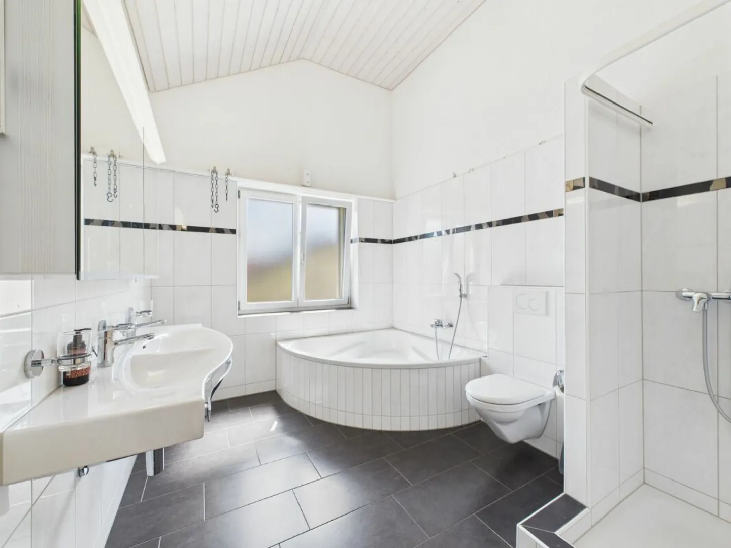 Einfamilienhaus kaufen - Foto 6 von 8
