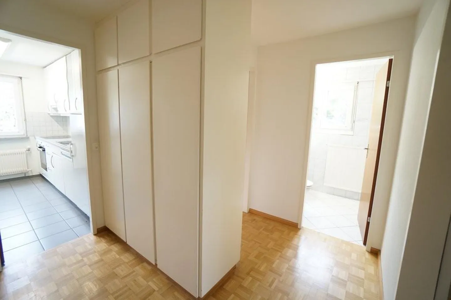 Maisonette-Wohnung in Arlesheim - Foto 8 von 12