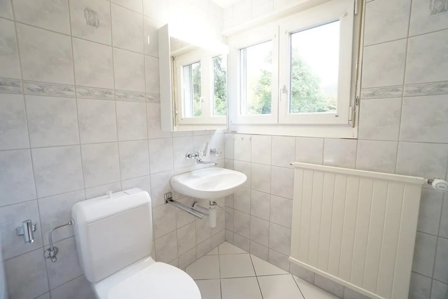 Maisonette-Wohnung in Arlesheim - Foto 10 von 12
