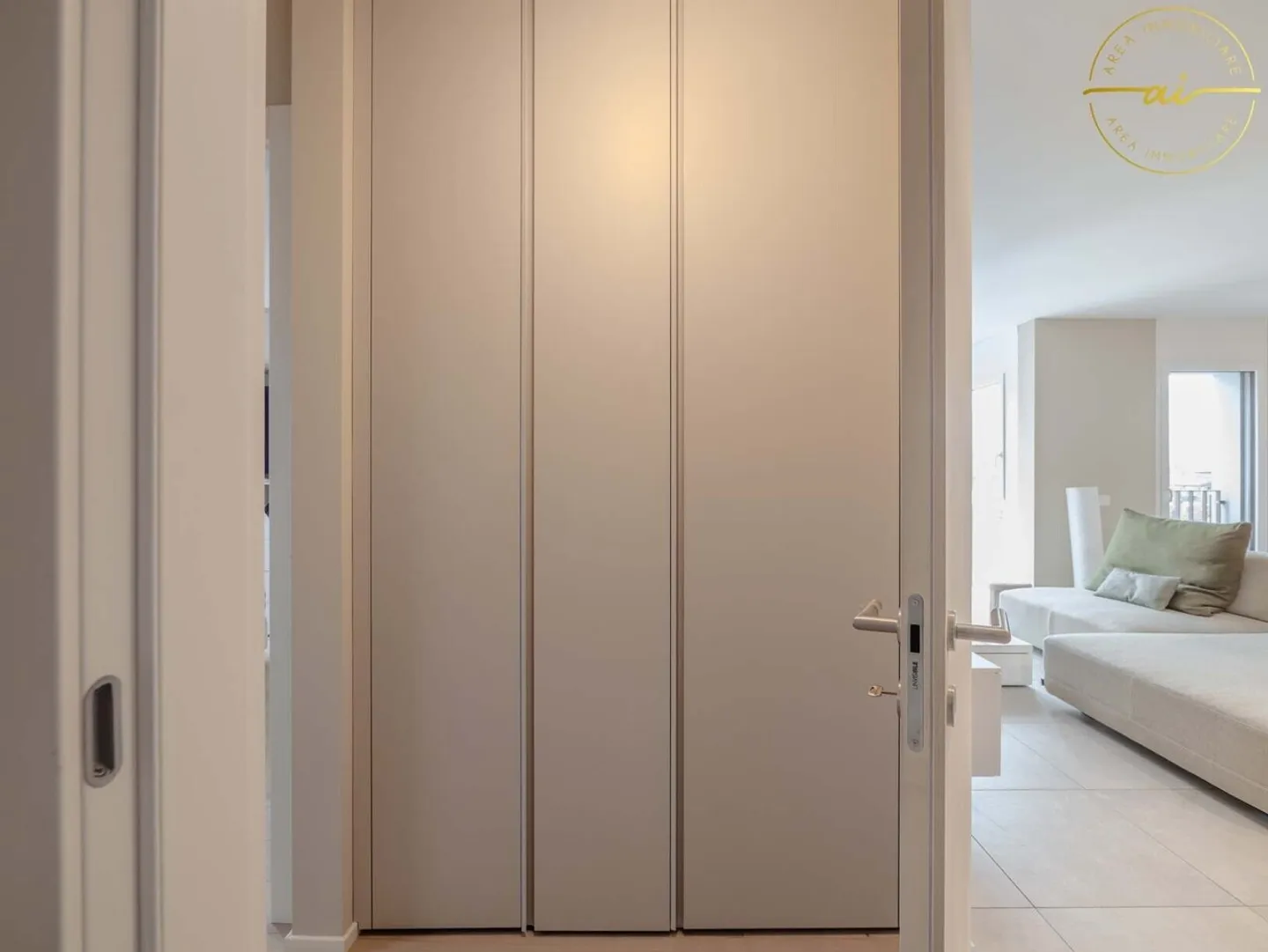 PENTHOUSE DE 3,5 PIÈCES DE HAUT STANDING À VACALLO - Photo 12 sur 13