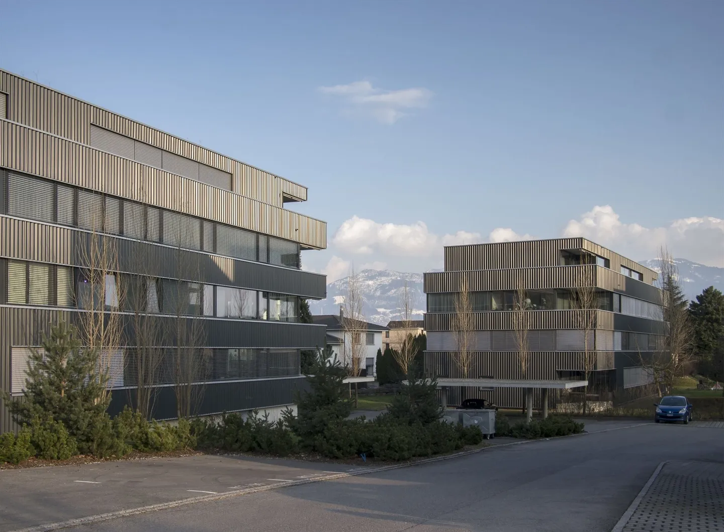 Appartamento attraente di 3,5 stanze al piano terra con grande terrazza in affitto - Foto 3 di 5