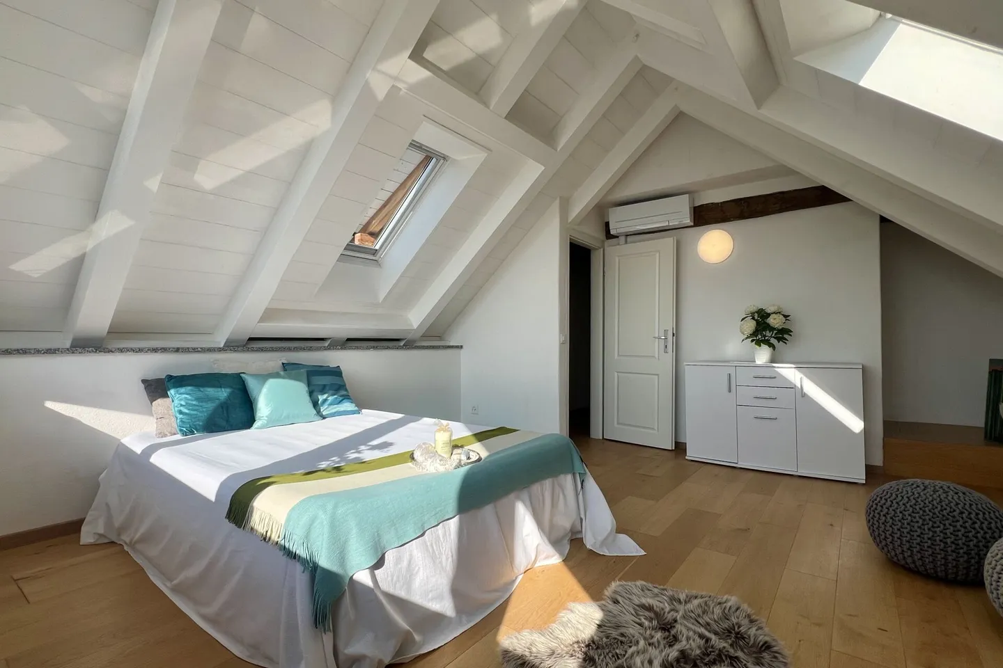 Casa in Pietra Ristrutturata con Grande Giardino e Terreno Edificabile Separato - Foto 17 di 43