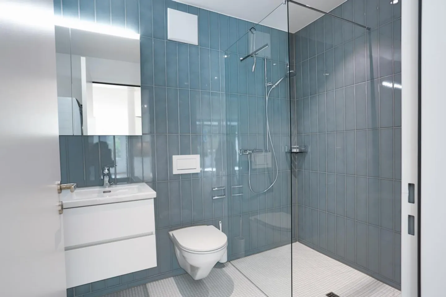 Vivere modernamente nel cuore di Emmenbrücke - Foto 6 di 7