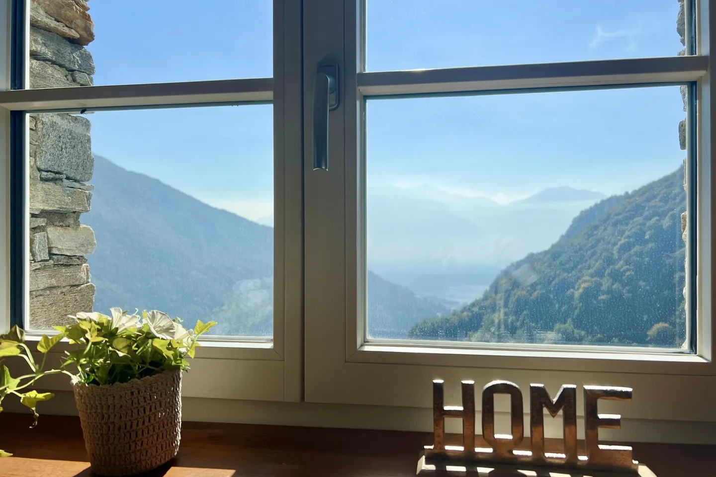 Casa in Pietra Ristrutturata con Grande Giardino e Terreno Edificabile Separato - Foto 32 di 43