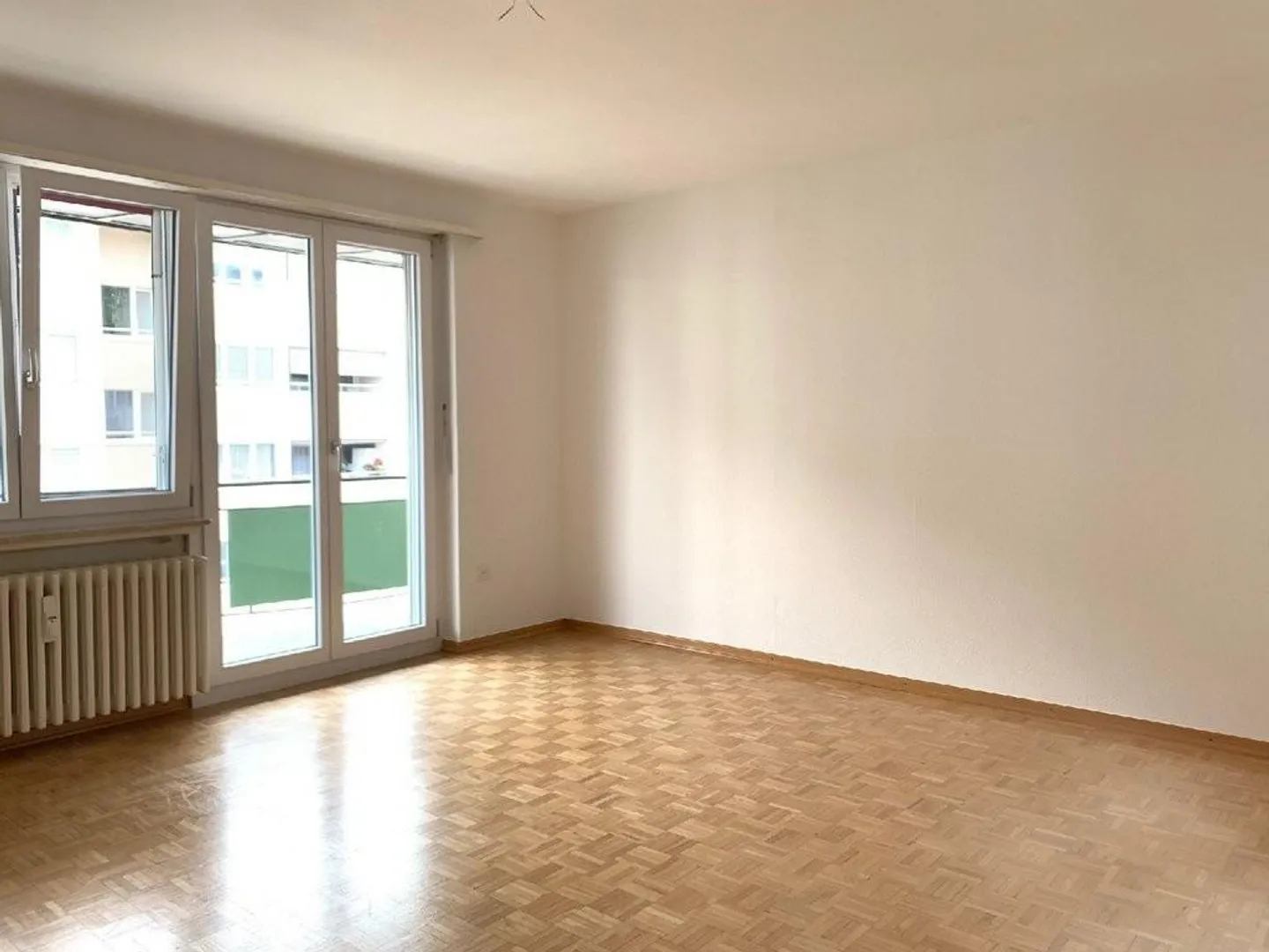 We are looking for you - Photo 3 of 12