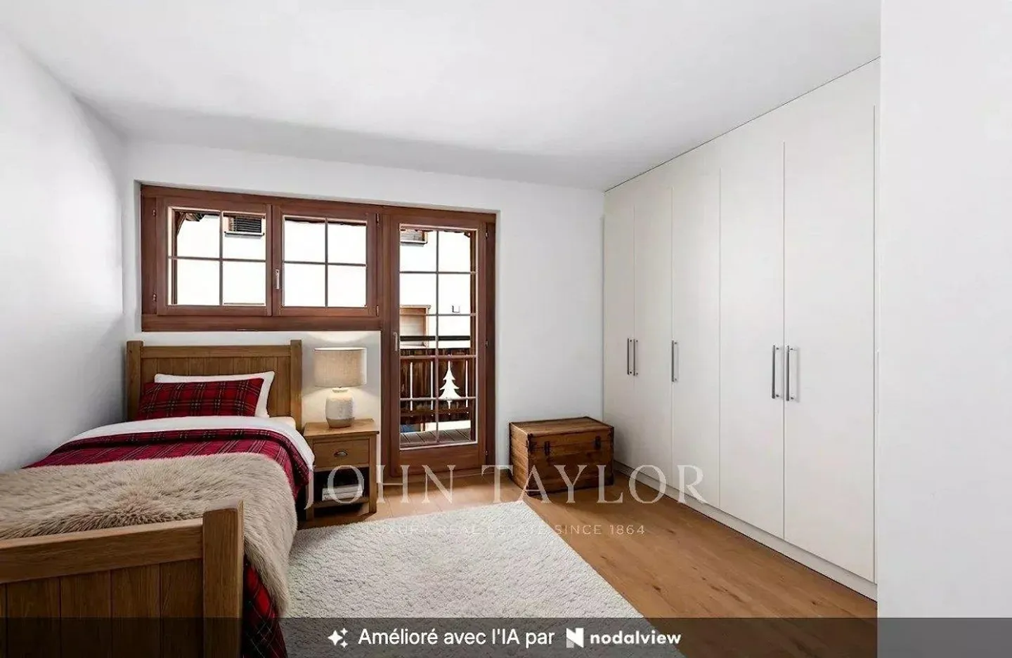 4-room apartment 1/2 SOUTHEAST in the center of Montana station - View... - Photo 12 of 13