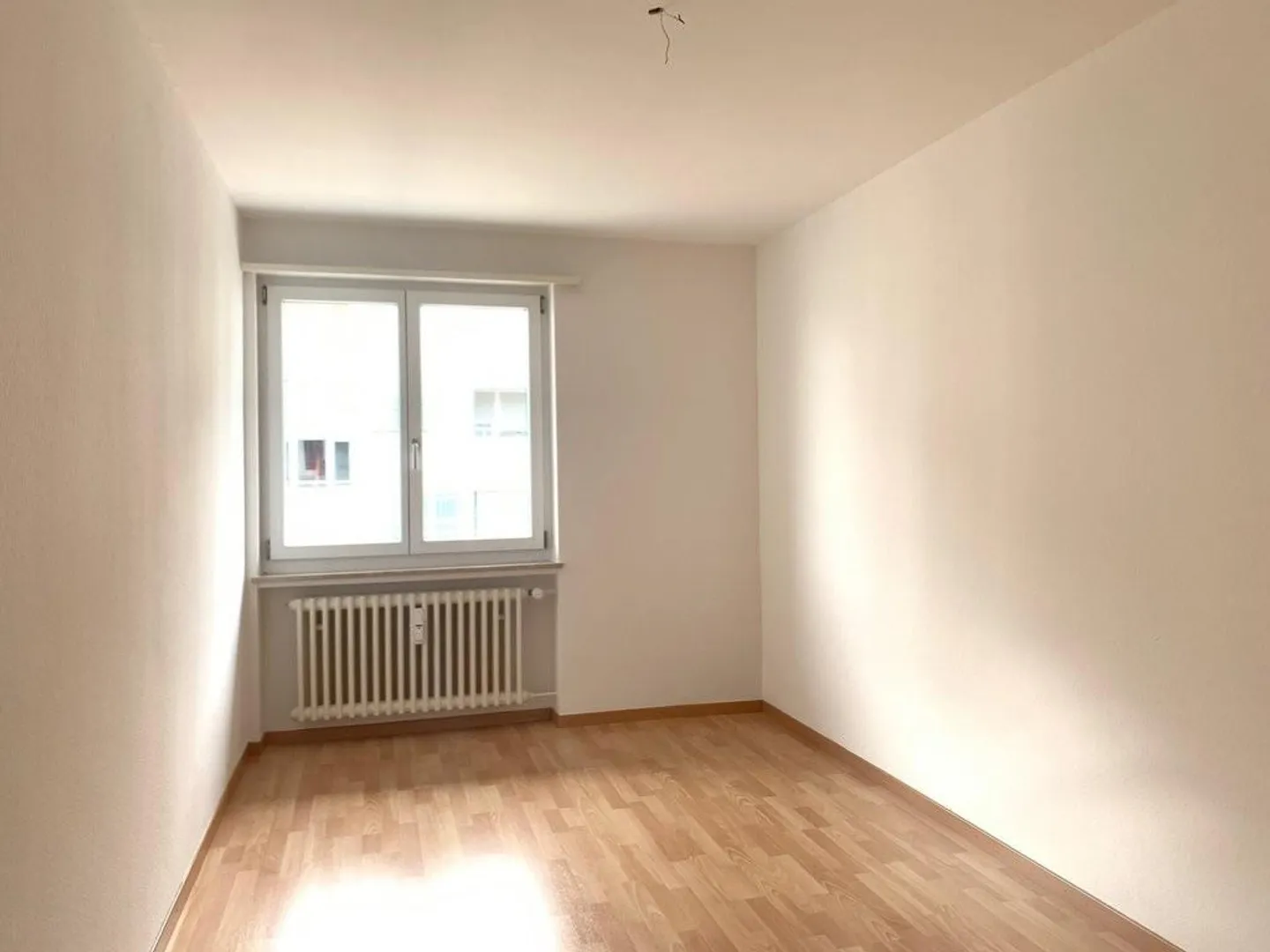 We are looking for you - Photo 6 of 12