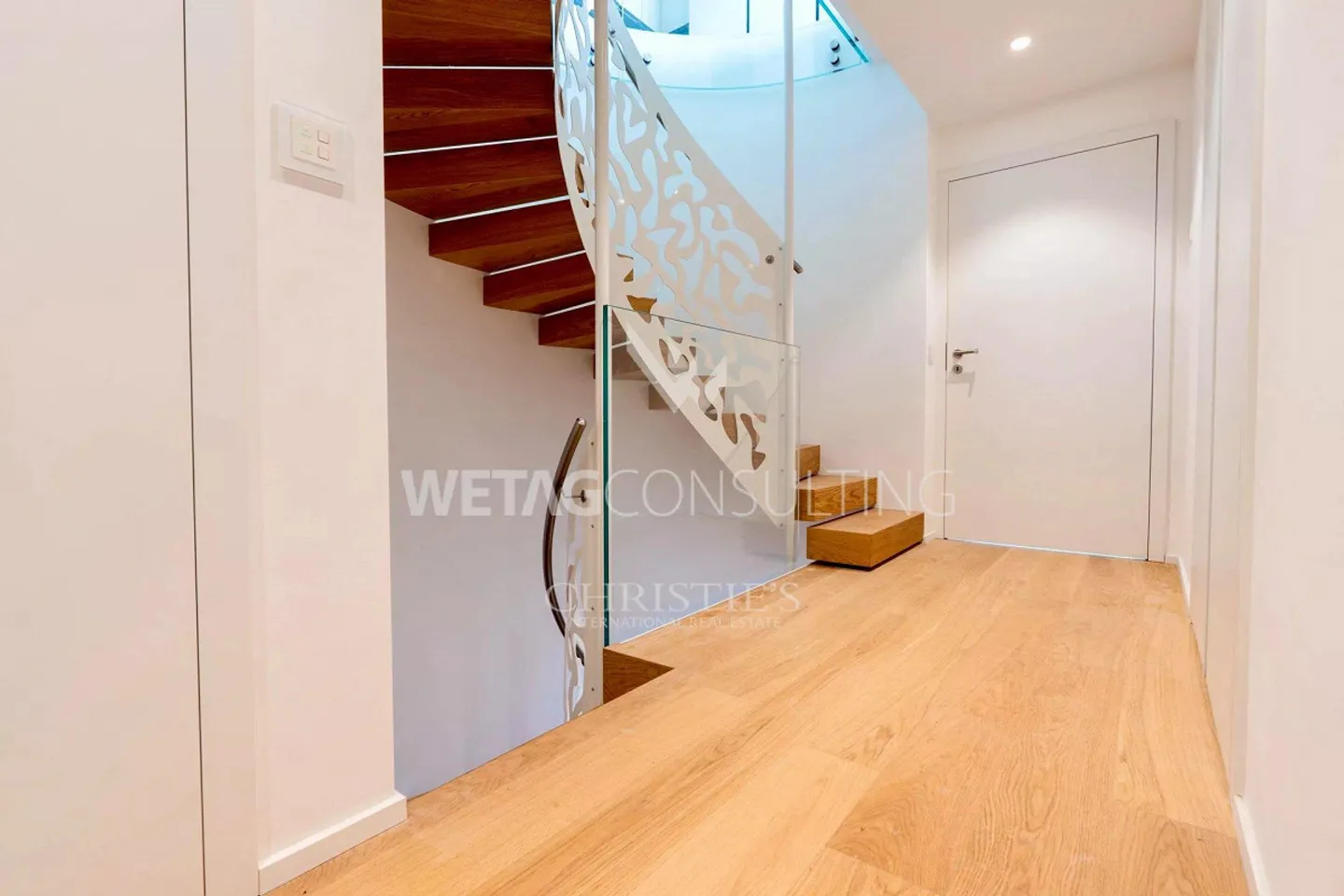 Villa a schiera moderna con giardino privato e vista panoramica sul lago di Lugano a Lugano-Aldesago in vendita - Foto 9 di 10