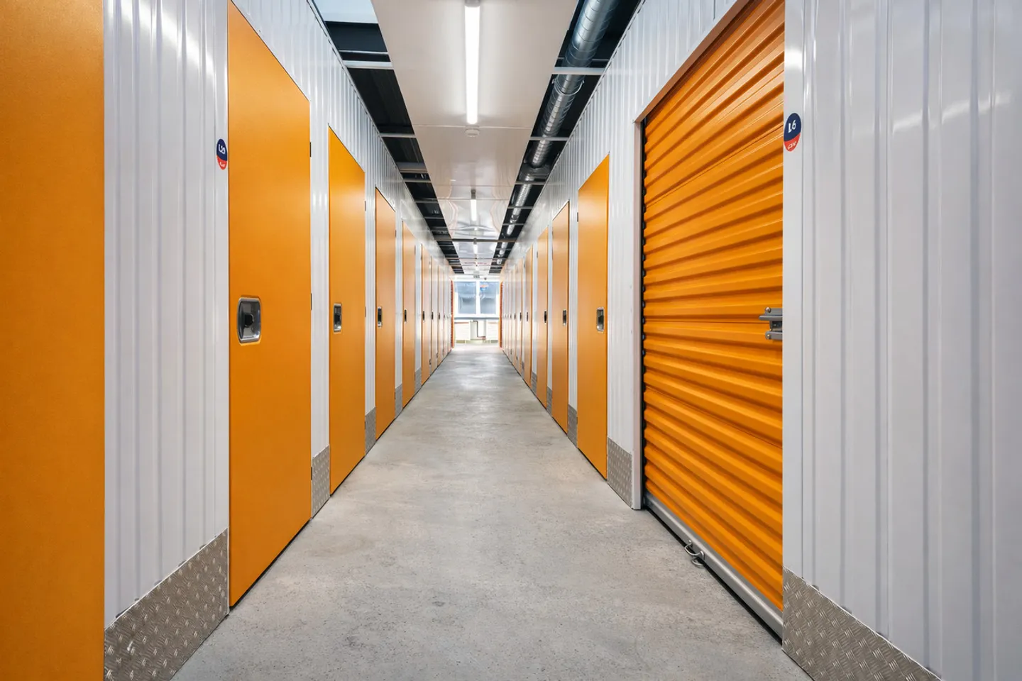 Magazzini (Self-Storage) a Ginevra - Foto 1 di 6