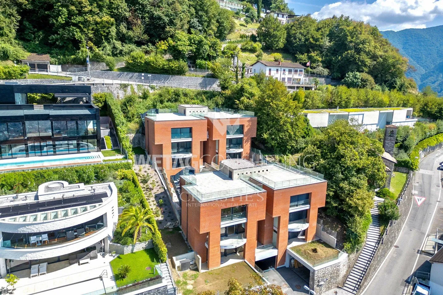 Villa a schiera moderna con giardino privato e vista panoramica sul lago di Lugano a Lugano-Aldesago in vendita - Foto 10 di 10