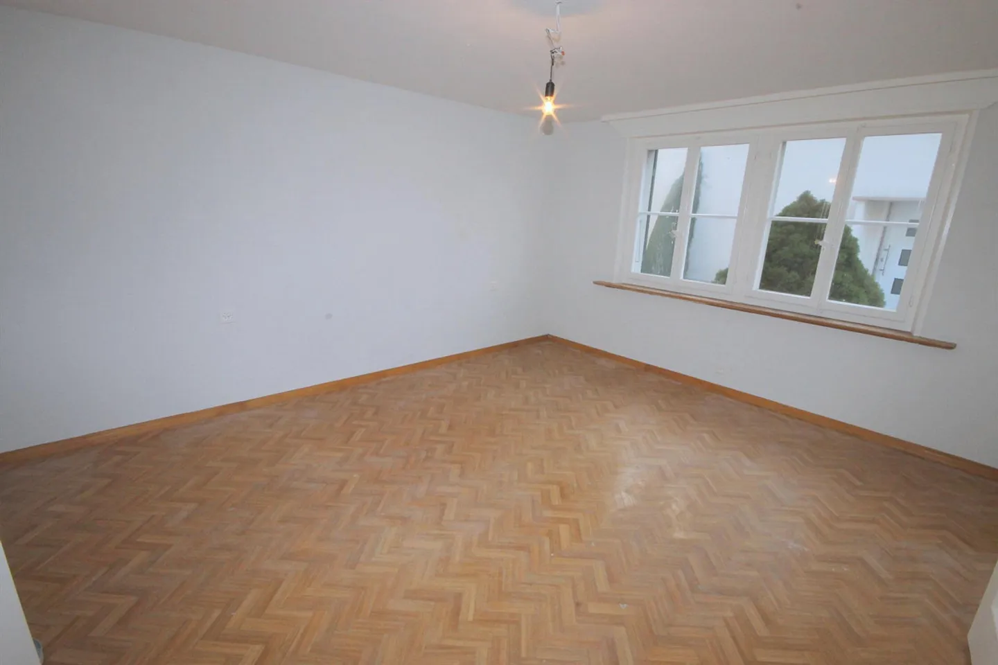 Appartement 2 pièces dans charmante maison de 5 familles - Photo 4 sur 5