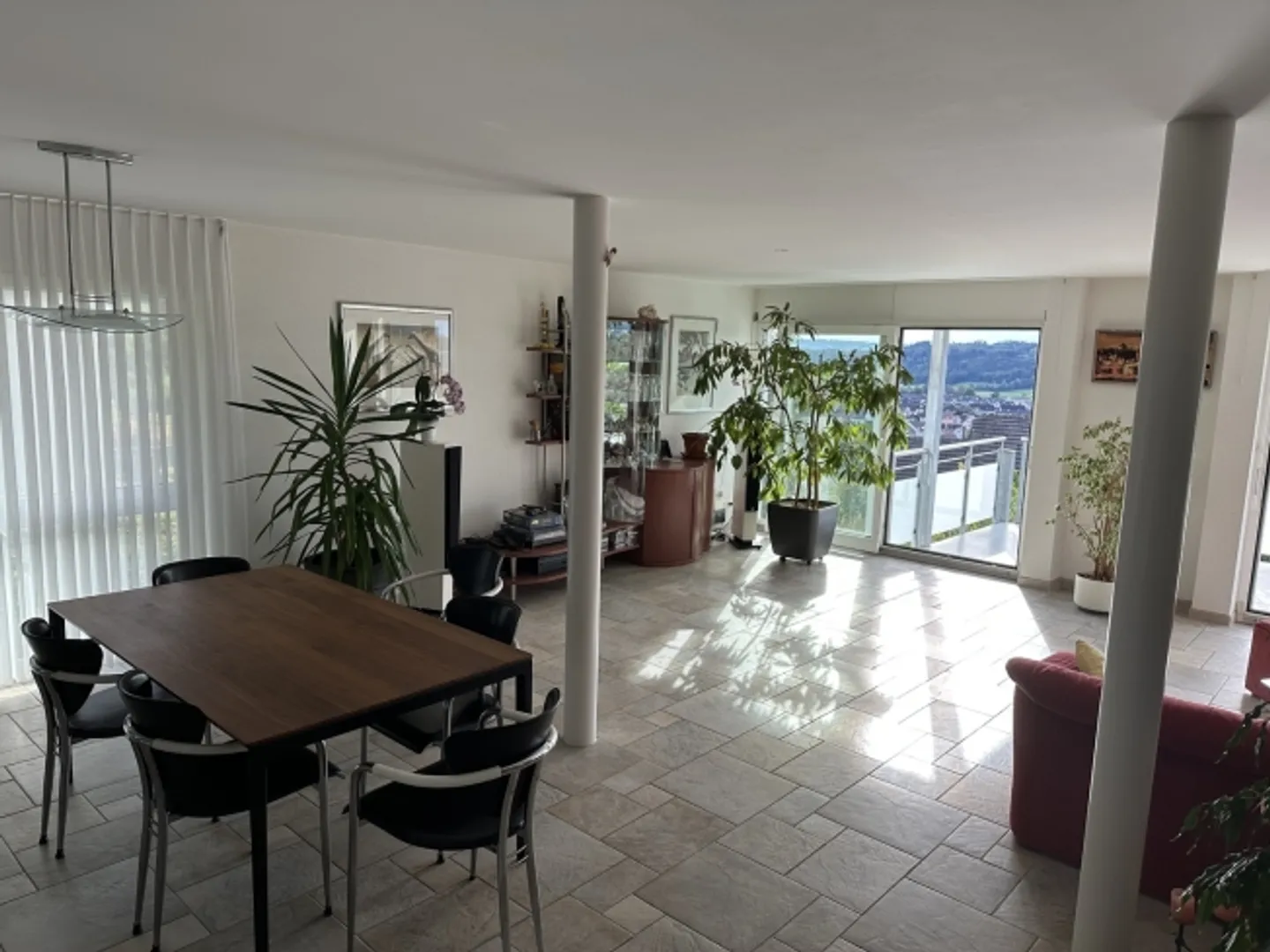 «5½ ZIMMER-HAUS IN BONSTETTEN (ZH), MÖBLIERT, TEMPORÄR» - Foto 1 von 10