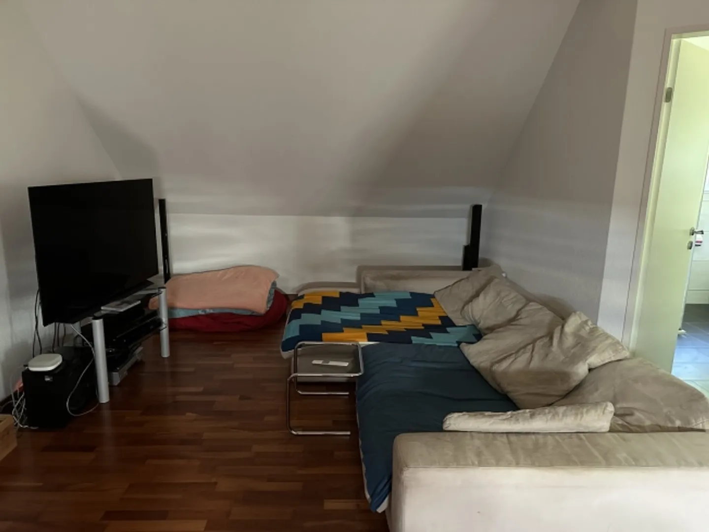 «5½ ZIMMER-HAUS IN BONSTETTEN (ZH), MÖBLIERT, TEMPORÄR» - Foto 4 von 10