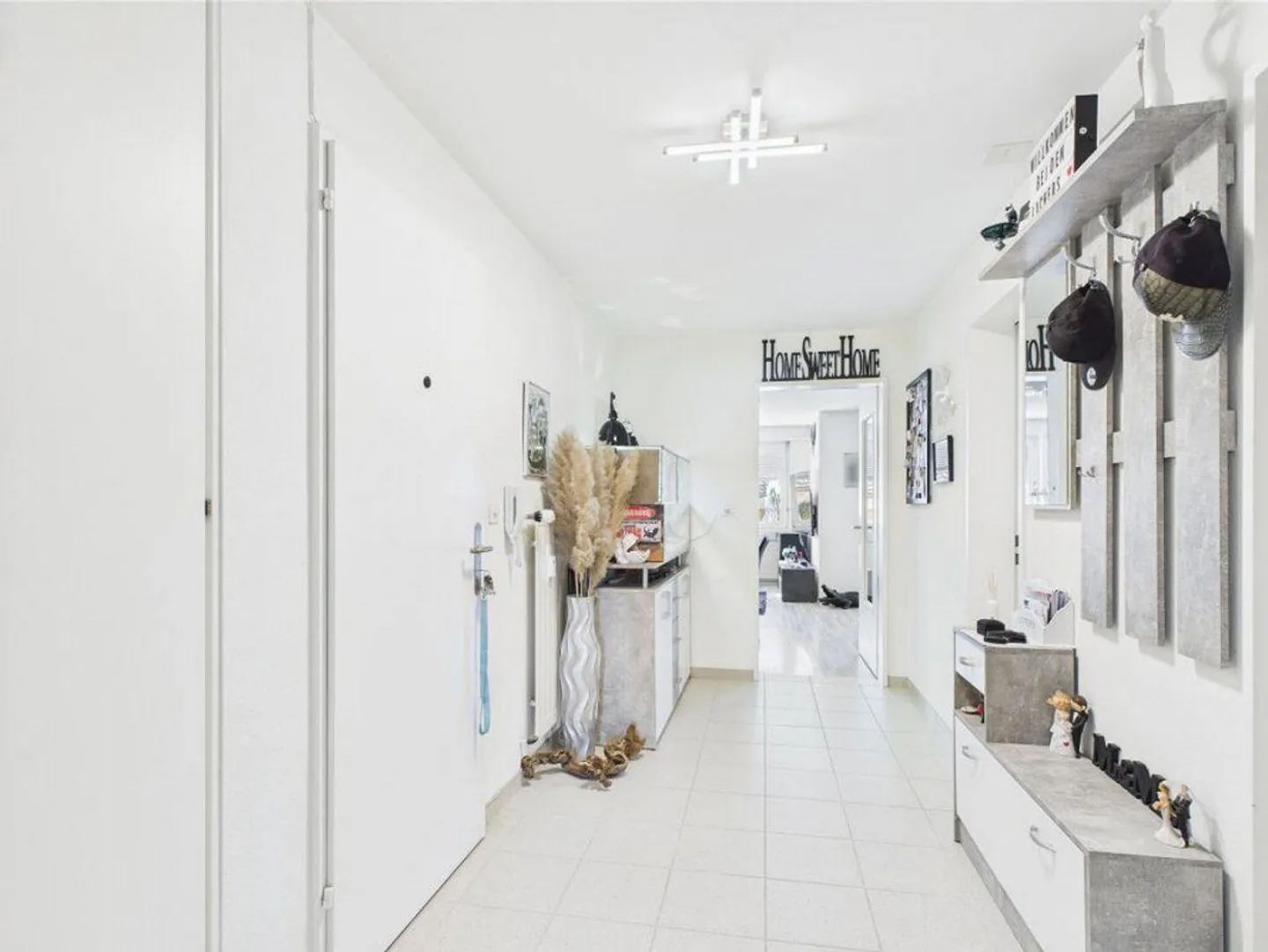 Copy: Cozy apartment with garden and balcony - Photo 8 of 13