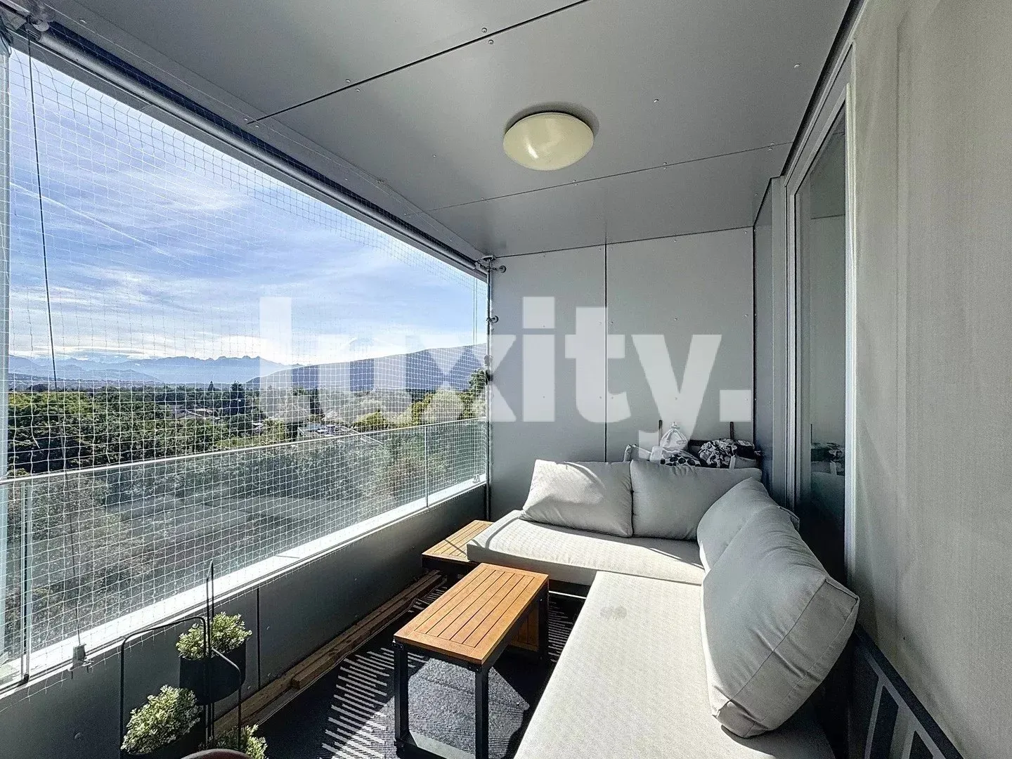 Beautiful apartment in Chêne-Bougeries - Photo 1 of 6