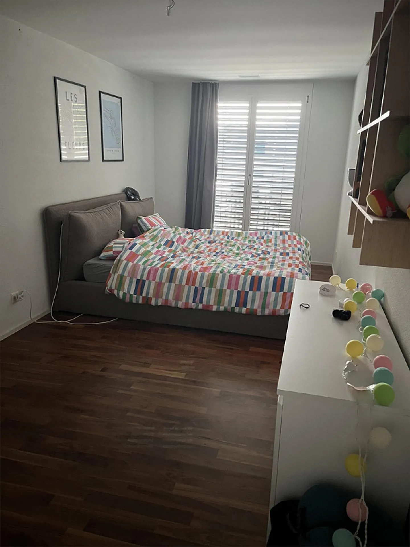 Appartamento moderno 3.5 locali con grande balcone e posto auto a Chur - Foto 4 di 8