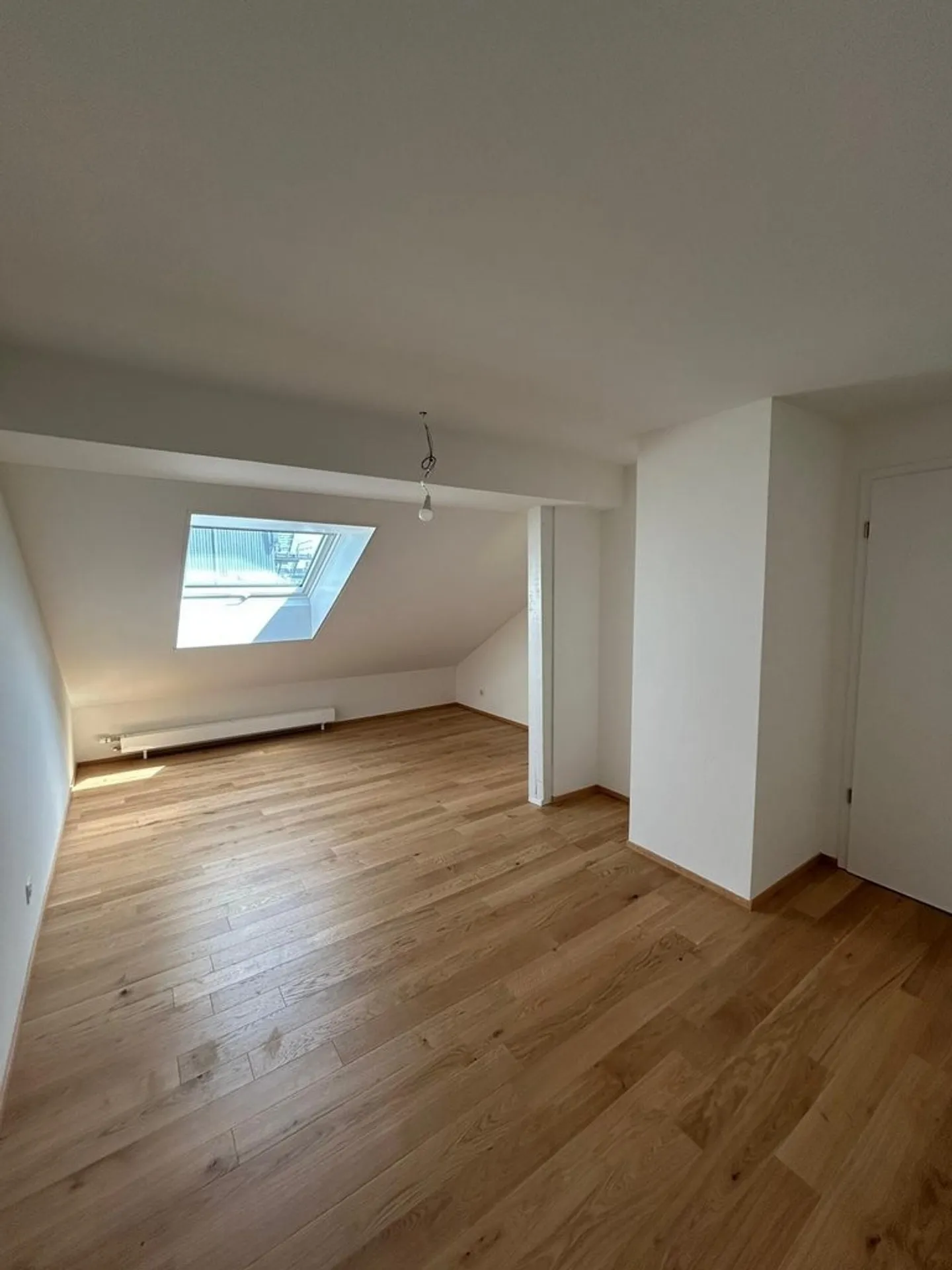 Appartamento duplex 4.5 recentemente ristrutturato con terrazza - Foto 3 di 7