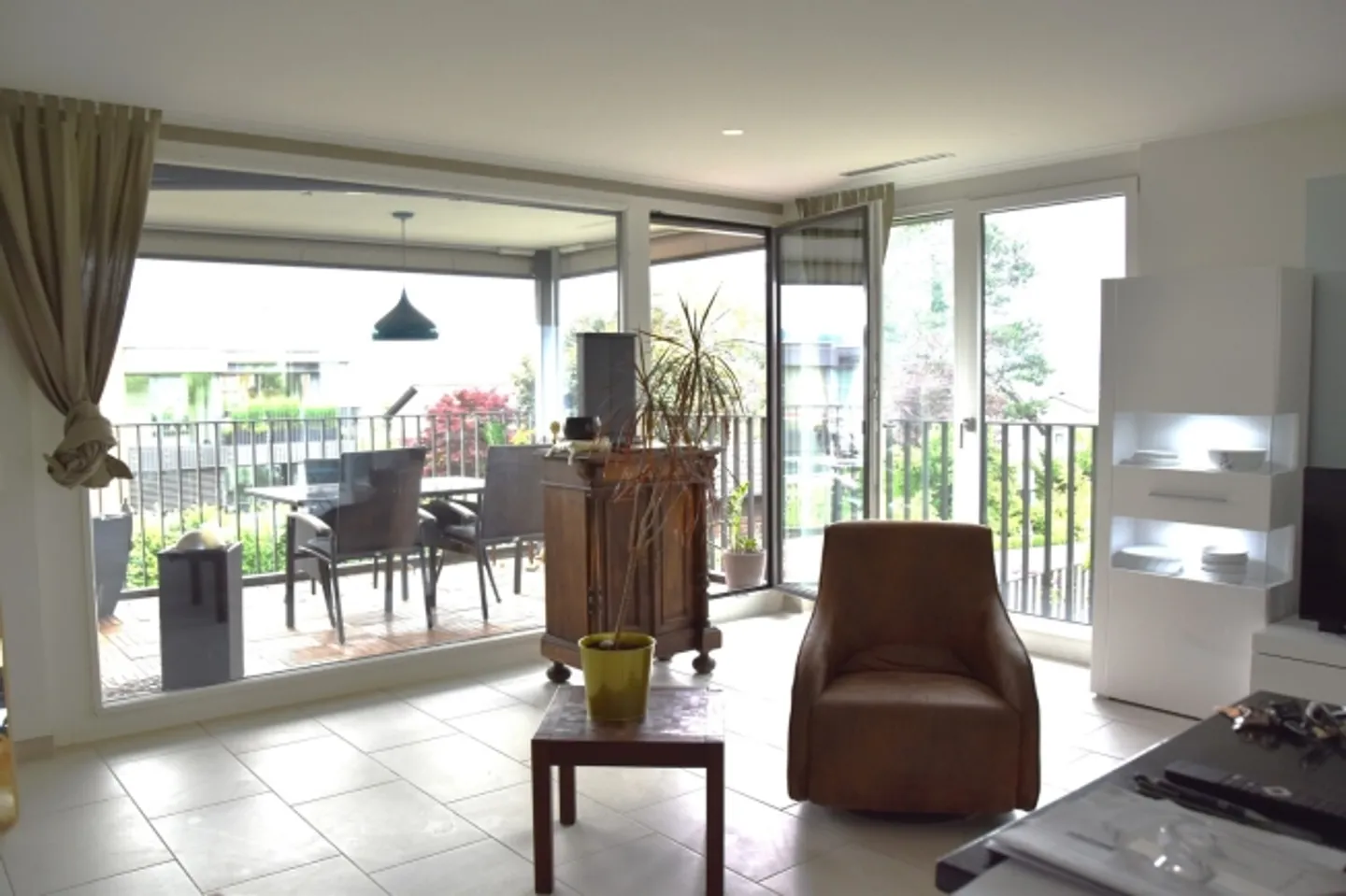 4½ ROOM APARTMENT IN HORGEN (ZH), FURNISHED, TEMPORARY - Photo 2 of 10