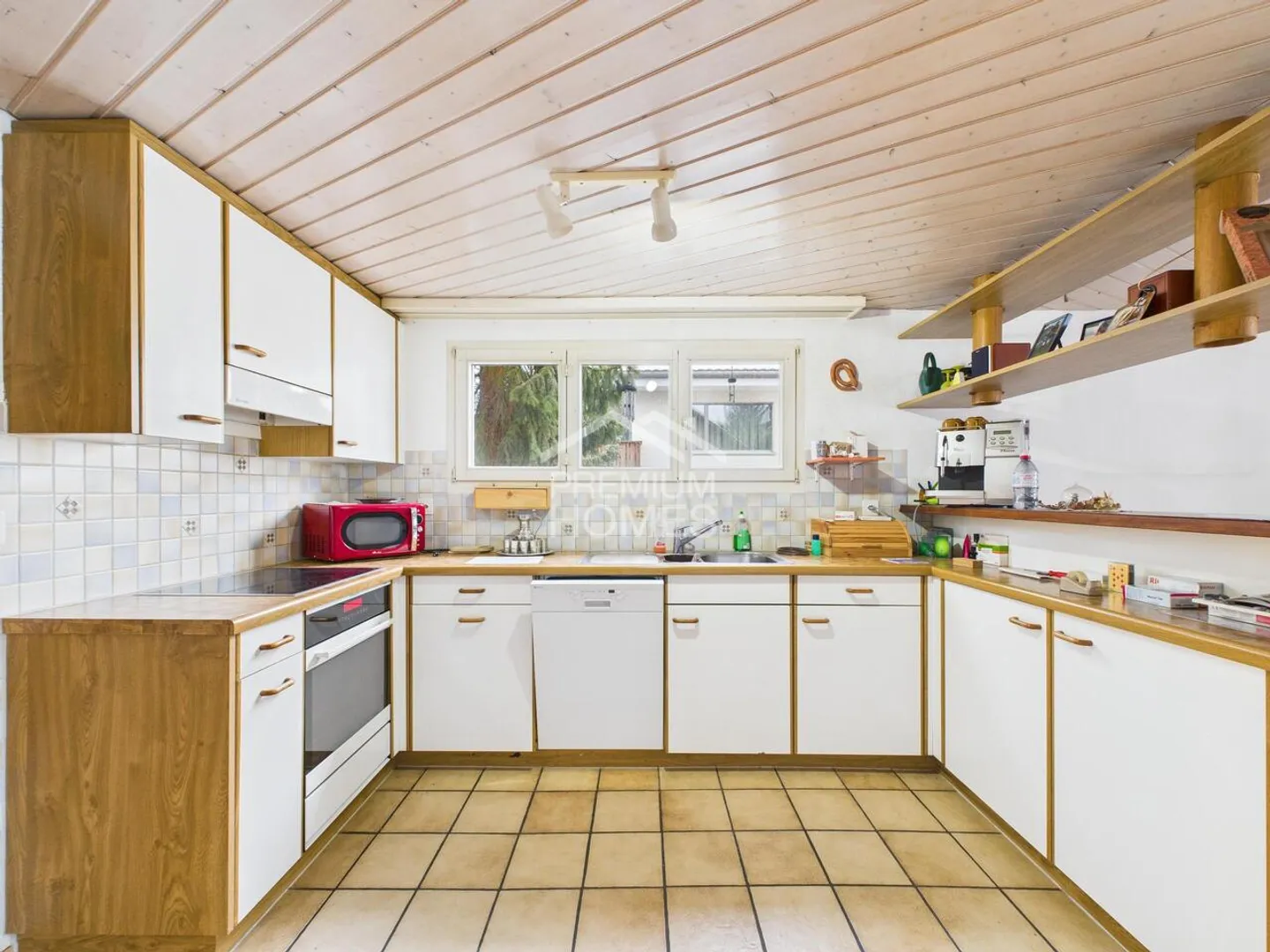 Charmantes Einfamilienhaus in Luzern - Foto 3 von 10