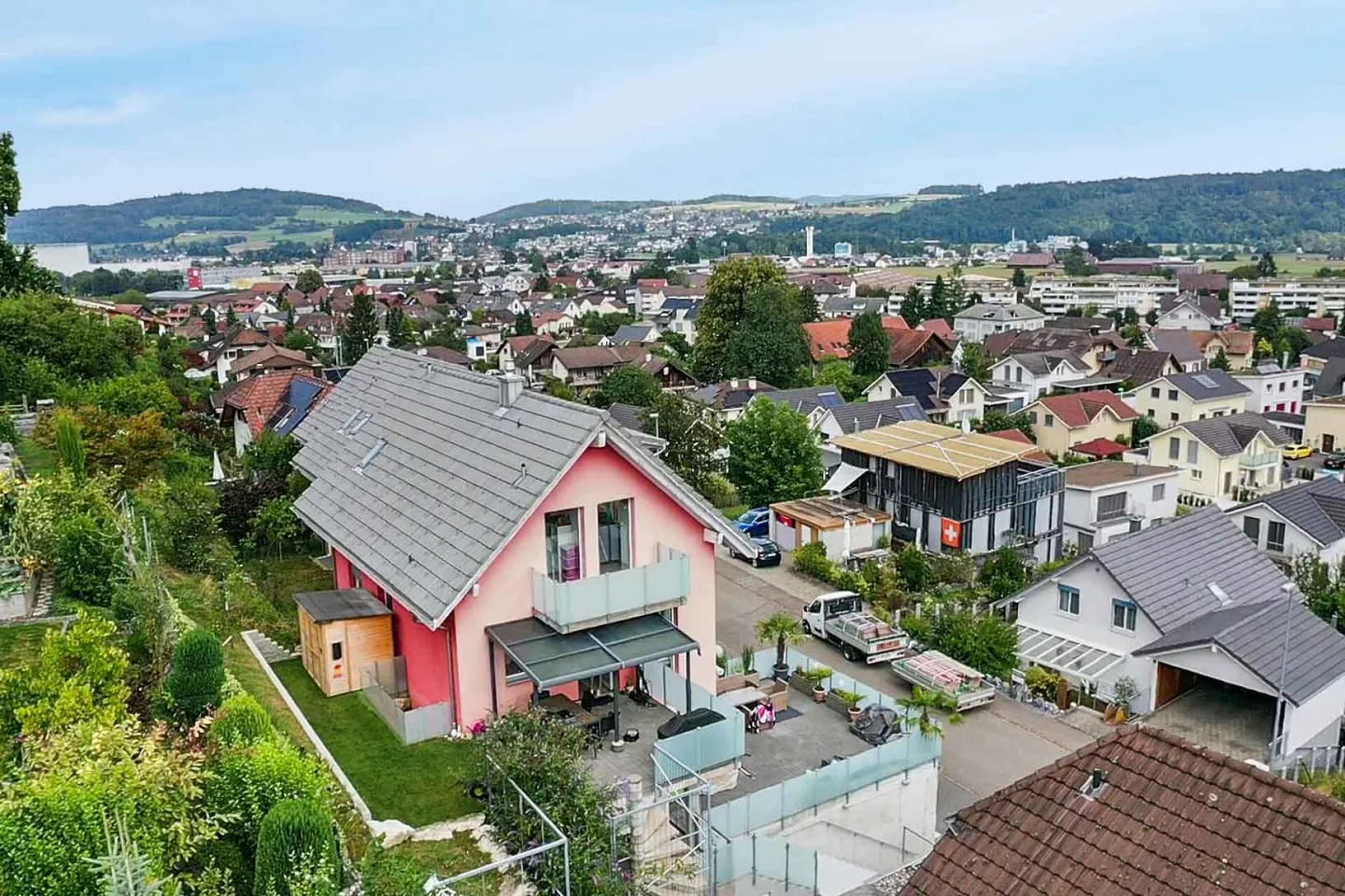Unique Opportunity: Terraced Single-Family House with Beautiful View - Photo 2 of 13